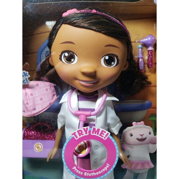 Disney junior Doc Mc stuffins doll - Picture 2 of 7